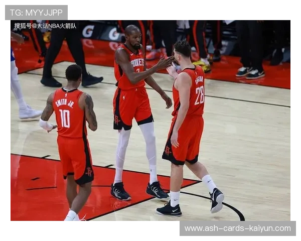 火箭队重组首发阵容，双塔布局应对独行侠挑战，火箭队官方网站