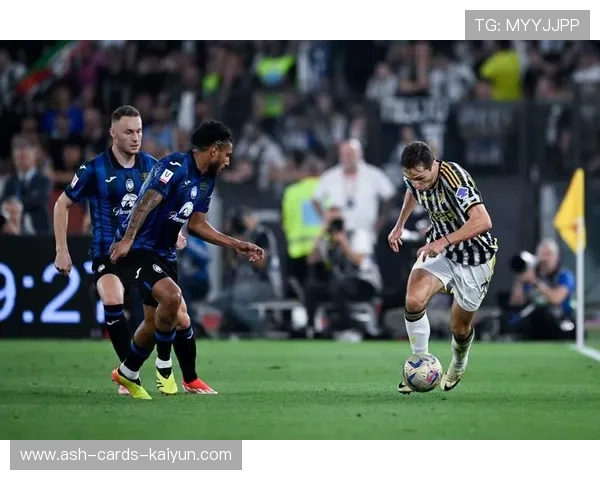 尤文弗拉霍维奇禁区内抢点补射完成制胜一球